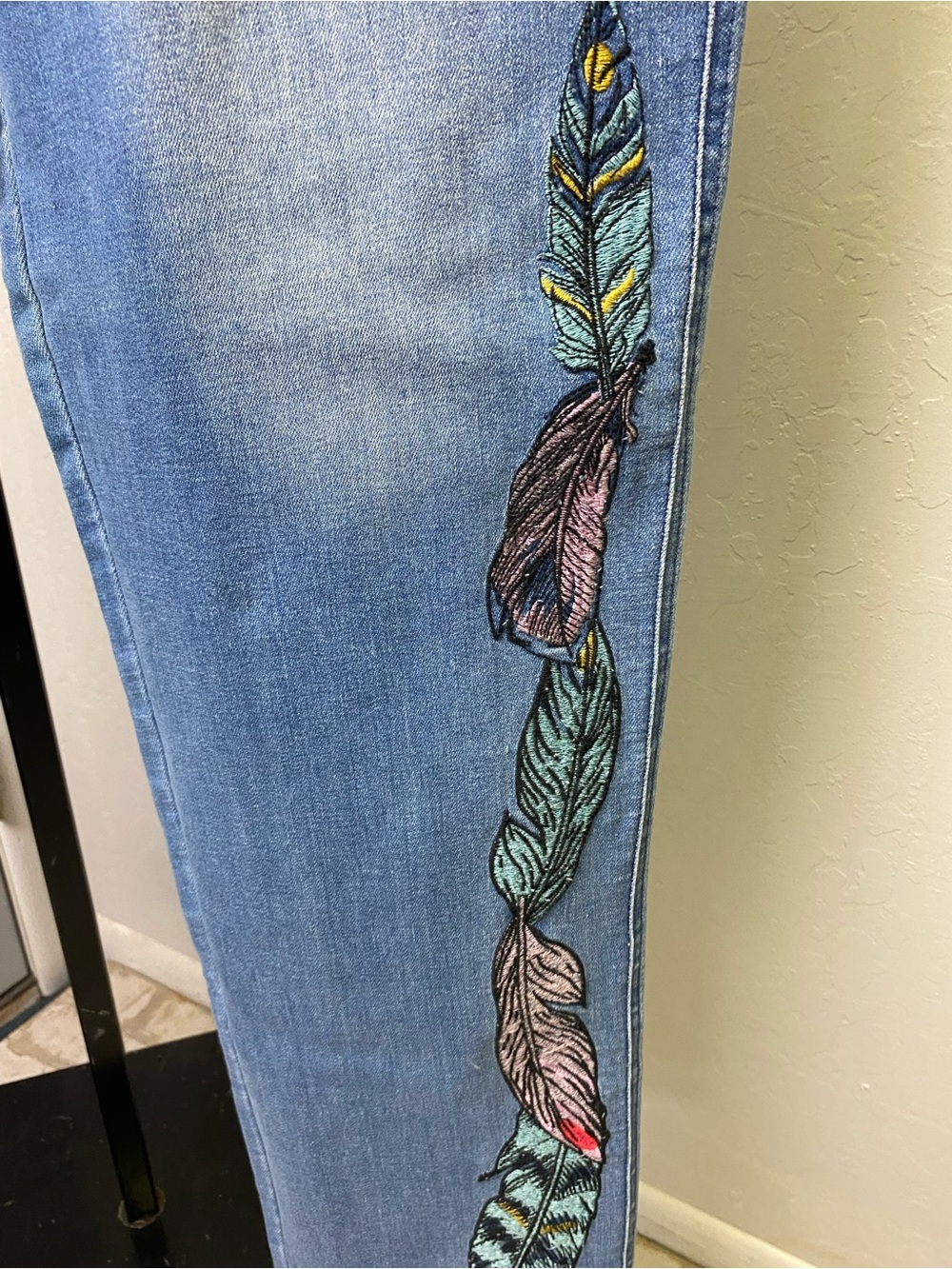 Back in the Saddle Women's Light Blue Boot Cut Jeans with Feather Embroidery 14 - Picture 3 of 9